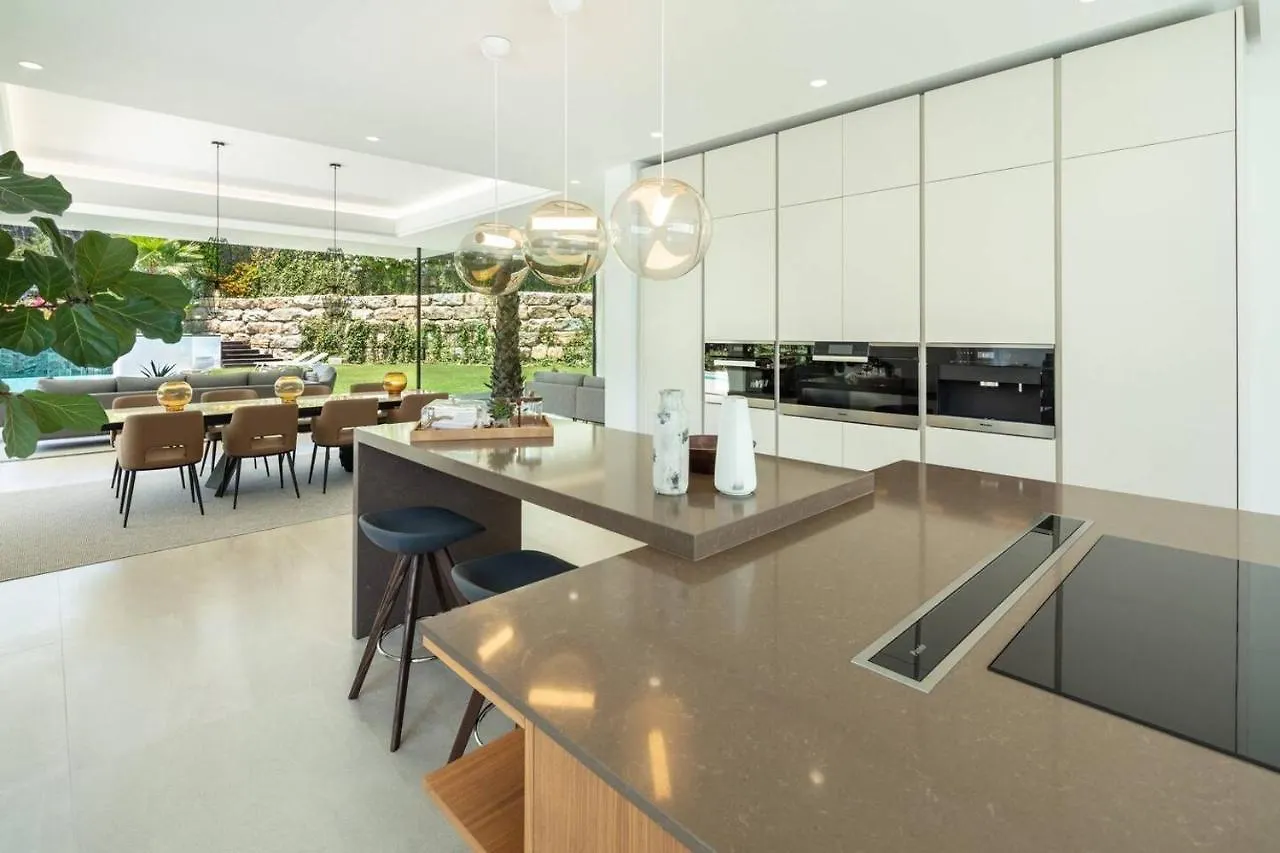 Newly Built 6 Bdrm Luxury Villa In Nueva Andalucia Marbella 0*,