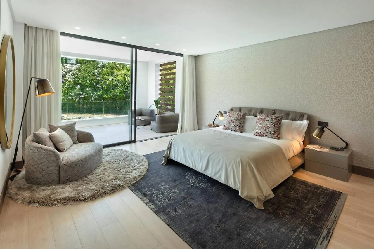 Apartment Newly Built 6 Bdrm Luxury Villa In Nueva Andalucia Marbella